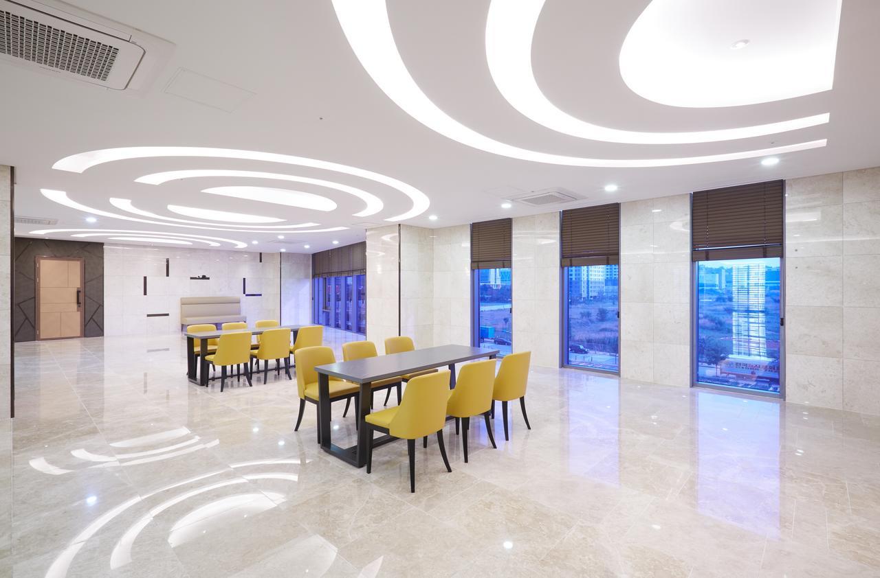 Osong H Hotel Sejong City Cheongju Exteriör bild