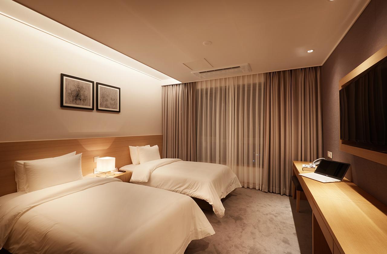Osong H Hotel Sejong City Cheongju Exteriör bild