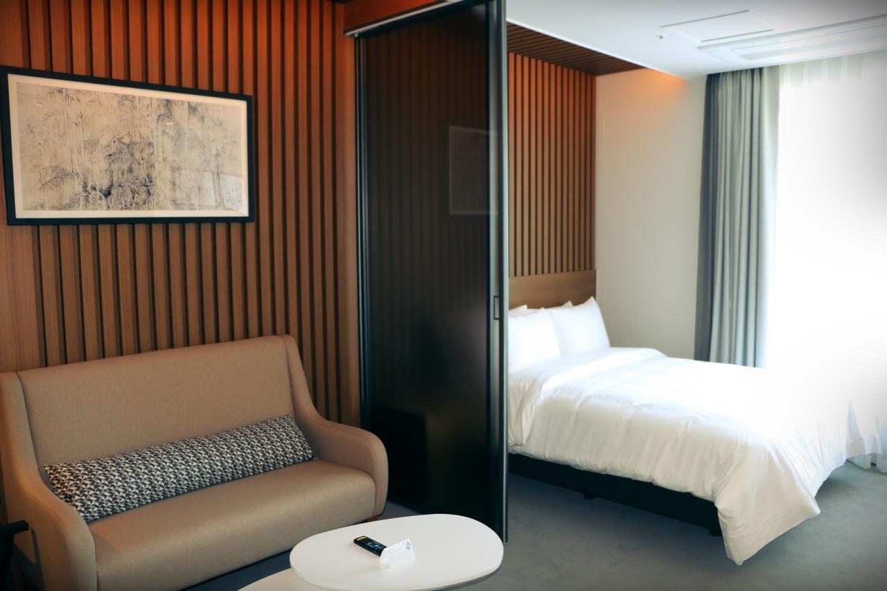 Osong H Hotel Sejong City Cheongju Exteriör bild