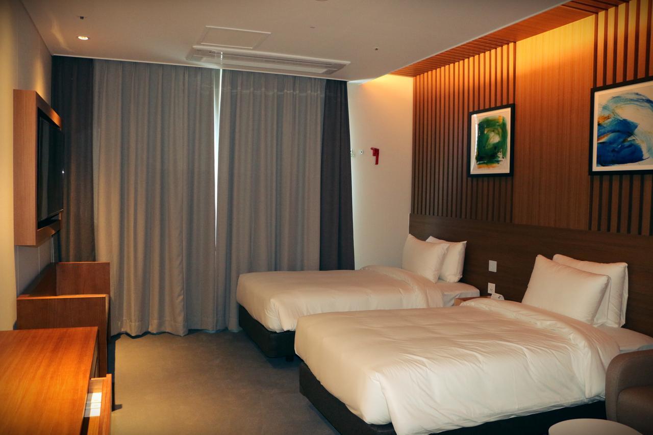 Osong H Hotel Sejong City Cheongju Exteriör bild