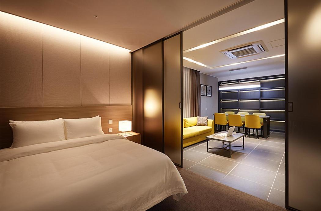 Osong H Hotel Sejong City Cheongju Exteriör bild